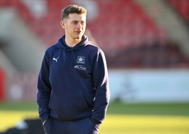 Plymouth Argyle orta saha oyuncusu Adam Randell (20), 26 Aralık 202 'de Cheltenham Town - Plymouth Argyle maçı sırasında Cheltenham Stadyumu, Cheltenham, Birleşik Krallık' ta sahaya çıktı.