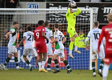 Plymouth Argyle kalecisi Michael Cooper (1), Cheltenham Town 'a karşı Plymouth Argyle' ın 26 Aralık 202 'de oynadığı The Jonny-Rocks Stadyumu' nda oynanan 1.