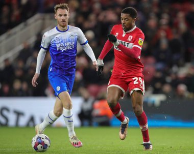 Middlesbrough 'dan Chuba Akpom # 29, Middlesbrough' a karşı Middlesbrough-Wigan Atletizm karşılaşması sırasında, 26 Aralık 202 'de İngiltere' nin Riverside Stadyumu 'nda maç yapıyor.