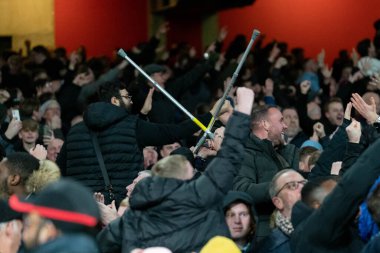 West Hans, 26 Aralık 202 'de Birleşik Krallık Emirates Stadyumu' nda oynanan Premier League maçında West Ham United 'a karşı oynanan penaltı maçında West Ham United' ın 22 numaralı Said Benrahma 'dan aldığı puanı kutladı.