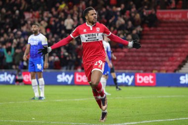 Middlesbrough 'lu Chuba Akpom 26 Aralık 202' de Middlesbrough, İngiltere 'deki Riverside Stadyumu' ndaki Middlesbrough vs Wigan Athletic maçında golünü kutluyor ve skoru 2-0 olarak belirledi.