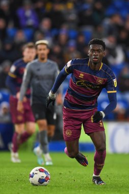 Tim Iroegbunam # 47 of QPRduring the Sky Bet Championship maçında Cardiff City, Cardiff City Stadyumu 'nda Queens Park Rangers' a karşı, 26 Aralık 202