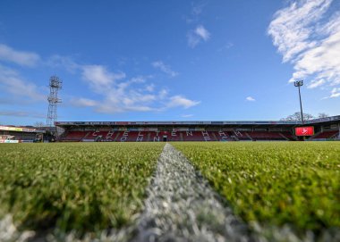  The Jonny-Rocks Stadyumu 'nun genel görünümü Gökyüzü İddia Ligi 1 maçı sırasında Cheltenham Town, Plymouth Argyle' a karşı The Jonny-Rocks Stadyumu, Cheltenham, Birleşik Krallık, 26 Aralık 202
