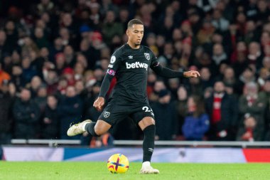 Thilo Kehrer # 24 West Ham United Premier League maçı sırasında Arsenal - West Ham United Emirates Stadyumu, Londra, 26 Aralık 202