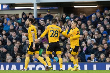 Wolverhampton Wanderers 'dan Daniel Podence 26 Aralık 202' de Goodison Park, Liverpool 'da oynanan Premier League maçında Everton Wolverhampton Wanderers' a karşı 1-1 kazanma golünü kutluyor.