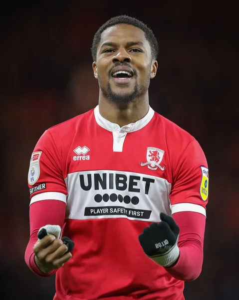Middlesbrough takımından Chuba Akpom 26 Aralık 202 'de Middlesbrough, İngiltere' deki Riverside Stadyumu 'nda oynanan Sky Bet Şampiyonası maçında golü 2-0' lık setlerle attı.
