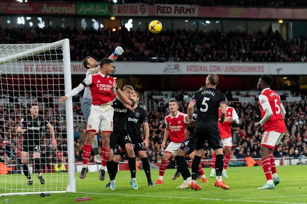 West Ham United 'dan Lukasz Fabianski 26 Aralık 202' de Birleşik Krallık Emirates Stadyumu 'nda oynanan Premier League maçında Arsenal' in West Ham United 'a karşı oynadığı 12.