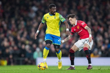 Nottingham Forest 'tan Serge Aurier # 24 Premier League maçında Manchester United Nottingham Forest' a karşı 27 Aralık 202 'de Old Trafford, Manchester' da opsiyon arıyor.