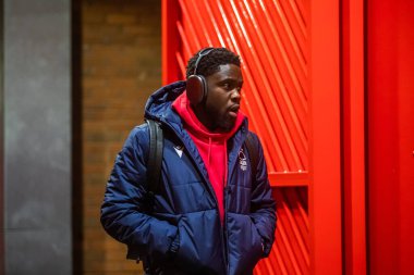 Nottingham Forest 'tan Orel Mangala # 5 Premier League maçından önce Manchester United Nottingham Forest' a karşı Old Trafford, Manchester, Birleşik Krallık, 27 Aralık 202 'de geldi.