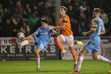 Blackpool 'dan Jake Beesley 1 Ocak 202' de Bloomfield Road, Blackpool 'da oynanan Sky Bet Şampiyonası' nda Luke O 'Nien # 13 Sunderland maçında baskı yapıyor.