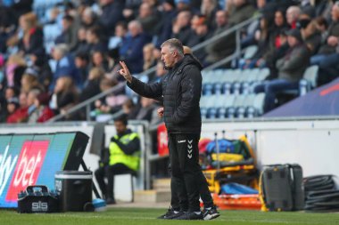 Bristol City 'nin teknik direktörü Nigel Pearson 1 Ocak 202' de Coventry City, Coventry Building Society Arena 'da Bristol City' ye karşı oynadığı Gökyüzü İddia Şampiyonası maçında