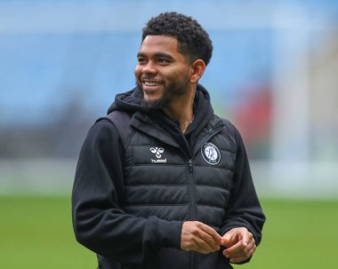 Bristol City 'den Jay Dasilva, Coventry Building Society Arena, Coventry, İngiltere, 1 Ocak 202 tarihinde Coventry City ve Bristol City arasındaki Gökyüzü İddia Şampiyonası karşılaşması öncesinde geldi.