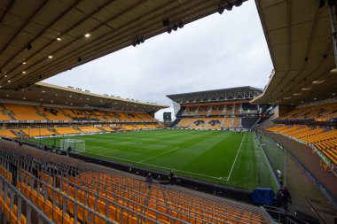 Wolverhampton Wanderers 'ın evi olan Molineux' nun genel kanalı, 31 Aralık 202 'de İngiltere, Wolverhampton' da oynanan Premier League karşılaşması öncesinde Wolverhampton Wanderers, Manchester United 'a karşı.