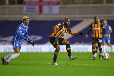 Yara izi olan 19. Hull City 'den Estupin 30 Aralık 2022' de Birmingham City ile Hull City arasındaki Gökyüzü İddia Şampiyonası maçında pas attı.