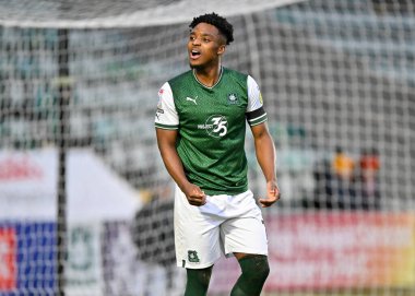 Gol Plymouth Argyle forveti Niall Ennis (11), 1 Ocak 202 'de Plymouth Argyle ile Home Park, Plymouth, İngiltere' de oynanan 1.
