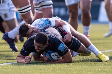  Saracens 'li Andy Christie, 31 Aralık 202' de StoneX Stadyumu 'nda oynanan Gallagher Premiership maçında Saracens - Exeter Chiefs maçında gol attı.