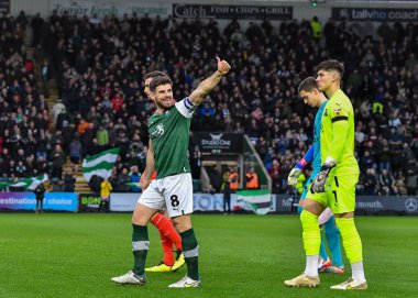 Plymouth Argyle orta saha oyuncusu Joe Edwards (8), 1 Ocak 202 'de Home Park, Plymouth, İngiltere' de oynanan Sky Bet Lig 1 karşılaşmasında sahadan ayrıldı.