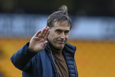 Wolverhampton Wanderers 'ın Julen Lopetegui teknik direktörü, 31 Aralık 202' de İngiltere 'de Molineux, Wolverhampton, Birleşik Krallık' ta oynanan Premier League karşılaşması öncesinde geldi.