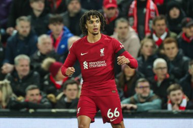 Liverpool Premier Lig maçı sırasında Liverpool 'dan Trent Alexander-Arnold # 66 Anfield, Liverpool, İngiltere' de Liverpool City 'e karşı 30 Aralık 202