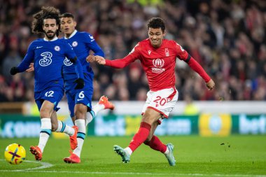 Nottingham Ormanı 'ndan Brennan Johnson # 20 Premier League maçında gol attı Nottingham Forest Chelsea' ye karşı City Ground, Nottingham, 1 Ocak 202