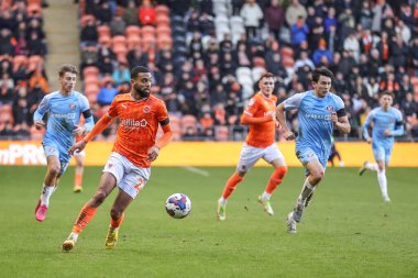 Blackpool 'dan CJ Hamilton # 22, 1 Ocak 202' de Bloomfield Road, Blackpool 'da Blackpool - Sunderland maçında sahada.
