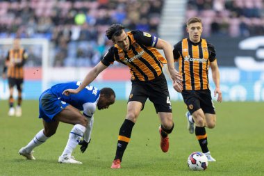 Hull City 'den Jacob Greaves 2 Ocak 202 tarihinde Wigan-Hull Stadyumu' nda oynanan Wigan Atletizm Şampiyonası maçında 4 numaralı formayı giydi.