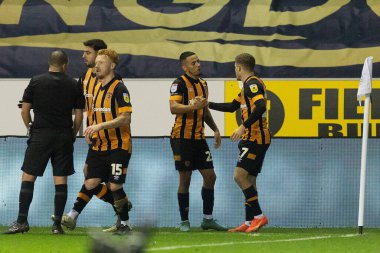 Hull City 'den Tyler Smith 2 Ocak 202' de Wigan Atletizm ve Hull City 'de oynanan Wigan Atletizm Şampiyonası maçında 1-4' lük galibiyetini kutluyor.