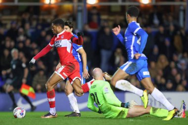 Middlesbrough 'dan Chuba Akpom # 29, Birmingham City' den John Ruddy # 21 'i geçti ve 2 Ocak 202' de Birmingham City ile Middlesbrough arasında oynanan Gökyüzü İddia Şampiyonası maçında 1-3 berabere kaldı.