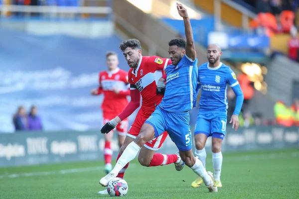 Birmingham City 'nin 2 Ocak 202' de St Andrews, Birmingham, Birmingham 'da oynanan Gökyüzü İddia Şampiyonası maçında Middlesbrough maçında Middlesbrough # 25 numaralı Matt Crooks ve Birmingham Trusty # 5.