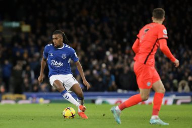 Everton 'dan Alex Iwobi # 17 Premier Lig maçı sırasında Goodison Park, Liverpool' da Everton ve Hove Albion 'a karşı, 3 Ocak 202