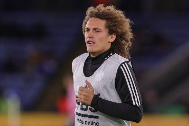 Leicester City 'nin Wout Faes # 3' ü Premier League maçı öncesinde King Power Stadyumu 'nda Leicester City' ye karşı Fulham maçında ısındı.