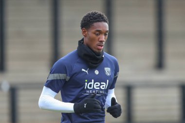 West Bromwich Albion 'dan Ramello Mitchell # 45 Premier Lig Kupası öncesi ısınma maçı öncesinde West Bromwich Albion, Middlesbrough U23' e karşı Keys Park, Hednesford, Birleşik Krallık, 5 Ocak 202