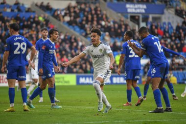 Leeds United 'ın 19 numarası Rodrigo Moreno, 8 Ocak 202' de Cardiff City, Cardiff City Stadyumu 'nda oynanan Cardiff City - Leeds United maçında 2-1' lik galibiyet golünü kutluyor.