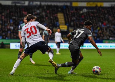 Plymouth Argyle, Bali Mumba (17), Bolton Wanderers 'ın 7 Ocak 202' de Bolton Stadyumu 'nda oynanan ve Bolton Wanderers' ın Plymouth Argyle 'a karşı oynadığı maçta Bolton Wanderers defans oyuncusu Owen Beck' i (30) geçti.