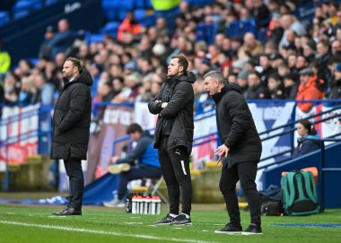 Plymouth Argyle teknik direktörü Steven Schumacher 7 Ocak 202 'de Bolton Stadyumu, Bolton Üniversitesi' nde Bolton Wanderers - Plymouth Argyle maçında yedek kulübesinde.