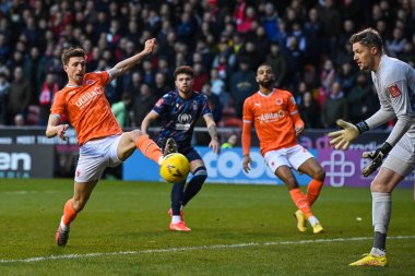 Blackpool 'dan Jake Beesley, 7 Ocak 202' de Bloomfield Road, Blackpool, İngiltere 'de oynanan Blackpool-Nottingham Forest maçında üçüncü tur karşılaşmasında çizgiyi geçemedi.