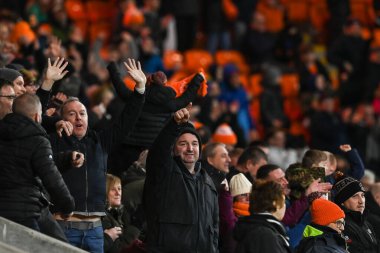 Blackpool taraftarları, 7 Ocak 202 'de Bloomfield Road, Blackpool, İngiltere' de oynanan Blackpool-Nottingham Forest maçında üçüncü tur gollerini kutladılar.