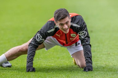 Barnsley 'den Jack Aitchison # 27. Maç öncesi ısınma turunda Emirates FA Cup üçüncü tur karşılaşmasında Derby County Barnsley' e karşı Pride Park Stadyumu, Derby, İngiltere, 8 Ocak 202