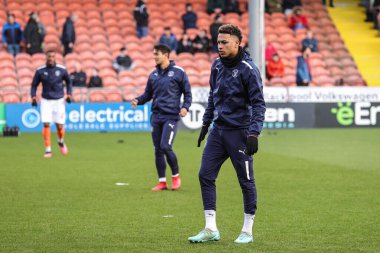 Blackpool 'dan Morgan Rogers # 25. Maç öncesi ısınma oturumunda Emirates FA Cup üçüncü tur karşılaşmasında Blackpool Nottingham Forest' a karşı Bloomfield Road, Blackpool, İngiltere, 7 Ocak 202