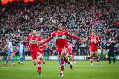 Middlesbrough 'dan Chuba Akpom 29 numara golünü kutluyor ve 7 Ocak 202' de Birleşik Krallık 'ın Riverside Stadyumu' nda oynanan Emirates FA Cup maçında Middlesbrough - Brighton ve Hove Albion maçında 1-1 'lik skora ulaştı.