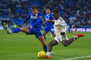Cardiff City, Cardiff City Stadyumu 'nda Cardiff City - Leeds United maçında Cardiff City' nin üçüncü tur maçında Leeds United 'a karşı Cardiff City' li Tom Sang # 12 'nin baskısı altında Wilfried Gnonto