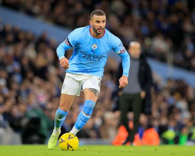 Manchester City 'den Kyle Walker 8 Ocak 202' de Etihad Stadyumu 'nda oynanan FA Cup Üçüncü Raund karşılaşmasında topu kontrol ediyor.