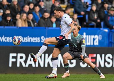 Bolton Wanderers 'ın orta saha oyuncusu Aaron Morley (16), 7 Ocak 202' de Bolton Stadyumu 'nda oynanan 1.