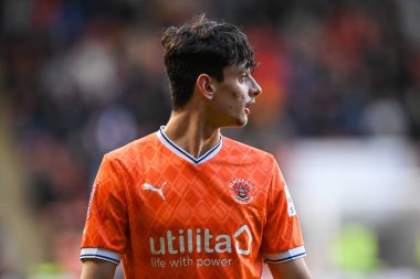 Blackpool 'dan Charlie Patino # 28, Blackpool FA Cup maçında Blackpool - Nottingham Forest maçı sırasında Bloomfield Road, Blackpool, İngiltere, 7 Ocak 202