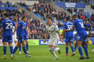 Leeds United 'ın 19 numarası Rodrigo Moreno, 8 Ocak 202' de Cardiff City, Cardiff City Stadyumu 'nda oynanan Cardiff City - Leeds United maçında 2-1' lik galibiyet golünü kutluyor.
