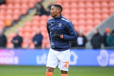 Blackpool 'dan Marvin Ekpiteta # 21. Maç öncesi ısınma öncesinde Emirates FA Cup 3. tur karşılaşmasında Blackpool Nottingham Ormanı' na karşı Bloomfield Road, Blackpool, İngiltere, 7 Ocak 202