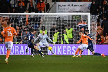 Blackpool 'dan Jerry Yates gol atarken, 7 Ocak 202' de Bloomfield Road, Blackpool, Birleşik Krallık 'ta oynanan Blackpool-Nottingham Ormanı maçında üçüncü tur maçında serbest atış yaptı.