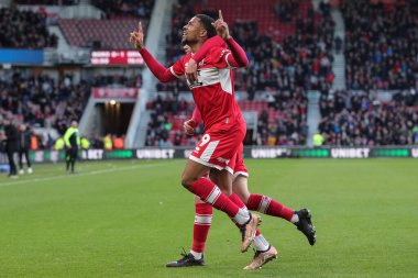 Middlesbrough 'dan Chuba Akpom 29 numara golünü kutluyor ve 7 Ocak 202' de Birleşik Krallık 'ın Riverside Stadyumu' nda oynanan Emirates FA Cup maçında Middlesbrough - Brighton ve Hove Albion maçında 1-1 'lik skora ulaştı.