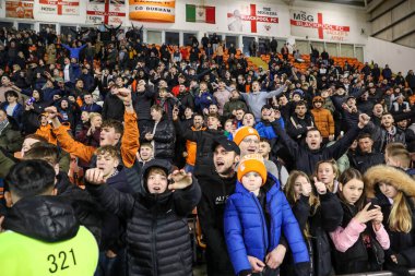 Blackpool taraftarları, 7 Ocak 202 'de Bloomfield Road, Blackpool' da oynanan Blackpool - Nottingham Forest maçında 4-1 'lik galibiyetlerini kutladılar.