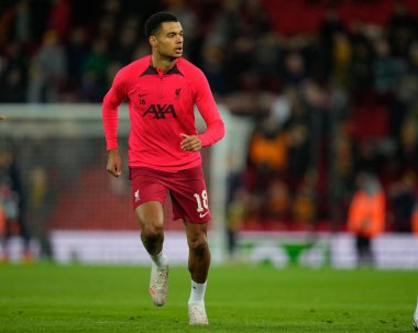 Liverpool 'lu Cody Gakpo, 7 Ocak 202' de İngiltere 'nin Liverpool kentinde oynanan Liverpool-Wolverhampton Wanderers maçından önce ısınıyor.